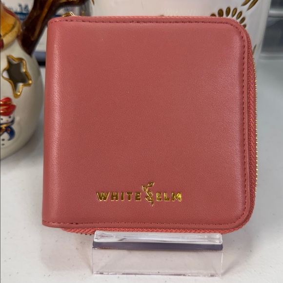 White Elm  Rose Pink Women's Wallet New! 🩷 - Picture 3 of 5